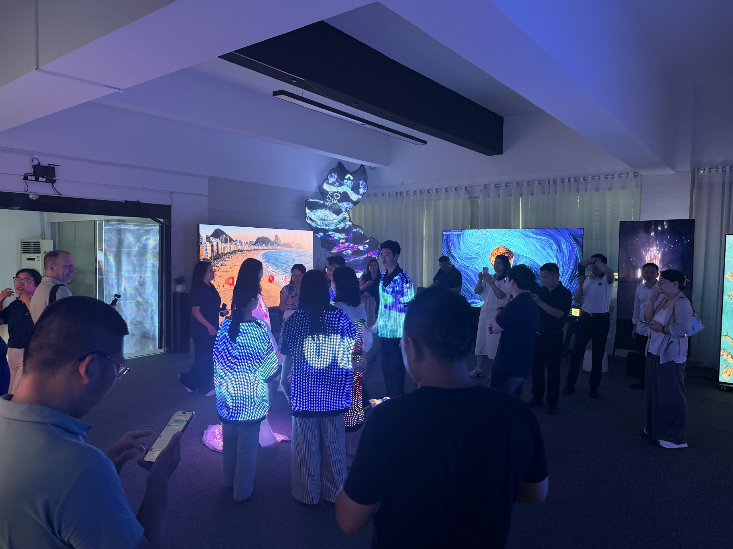 Participants at the creative LED display and UAV industry exchange in Shenzhen